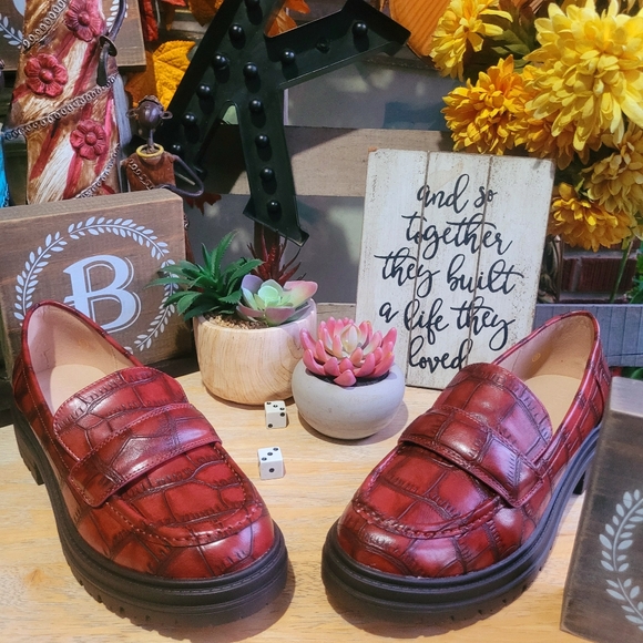 ZBY Classic Penny Loafers - Picture 8 of 13